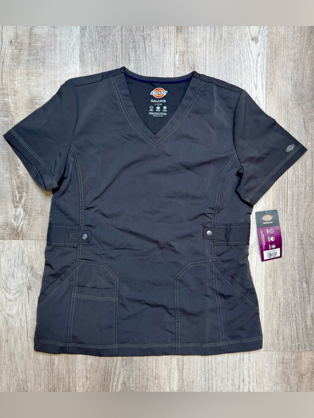 Dickies Balance 3 Pocket V-neck Women’s Scrubs Size L in Pewter NWT